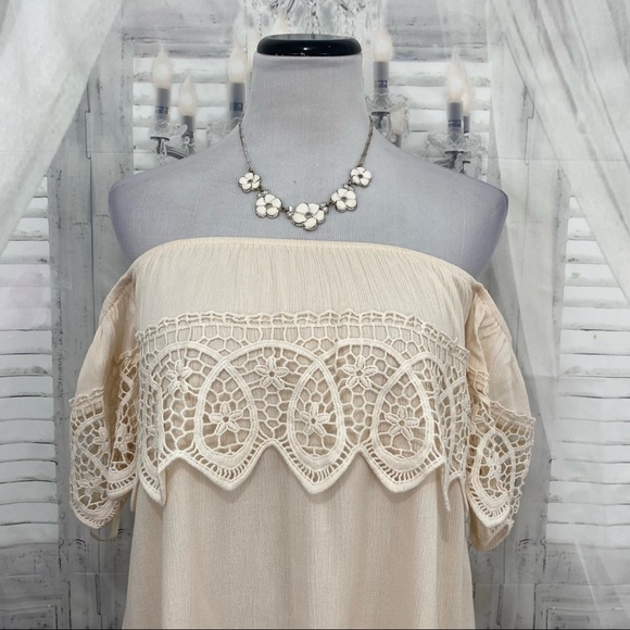 She + Sky Small Ivory Cream Boho Lace Off the Shoulder Dress Mini Pullover NEW - Picture 3 of 10